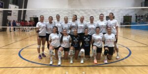 La FOS CVR prima della sfida di Rivalta col Galaxy Volley
